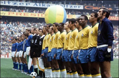 Lors de la Coupe du monde de football 1970, quel pays le Brésil bat-il en finale ?