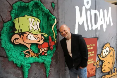 Qui est l'auteur de cette s&eacute;rie ?