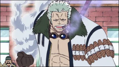À Alabasta, qui accompagnait Smoker ?