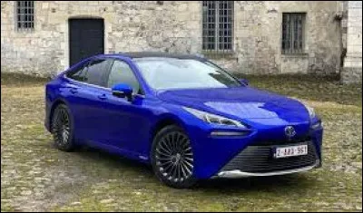 Voiture à hydrogène, elle porte le nom de ...