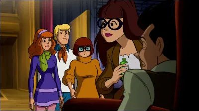En tout, cinq fant&ocirc;mes ont &eacute;t&eacute; d&eacute;masqu&eacute;s par la bande de Scooby-Doo. &Agrave; quel moment Dewey se fait-il d&eacute;masquer ?