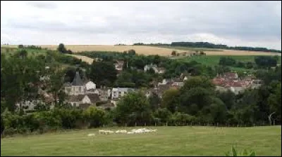 Village francilien, dans le Vexin français, Chaussy se situe dans le département ...