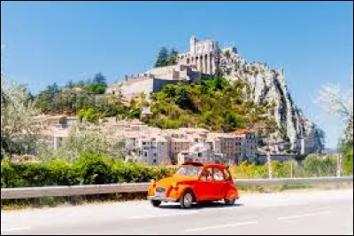 Quel est le nom de cette route qui, avant 2023, commençait à Bourgoin-Jallieu (38) pour se terminer à Golfe Juan (06) ?