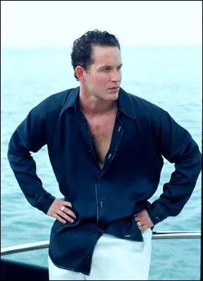 Verone leur a donn une premire mission : c'tait de faire quoi ?