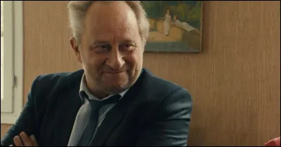 Comment s'intitule ce film réalisé par Marie Garel-Weiss, avec Poelvoorde dans le rôle de Paul Rousseau ?