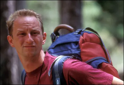 Cette image est issue d'un film de Philippe Harel, où Poelvoorde joue Éric. Comment s'appelle ce film ?