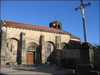 Commune de l'ancienne région Auvergne, dans l'aire urbain Riomoise, Marsat se situe dans le département ...