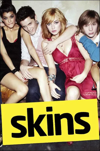 Qui est le créateur principal de la série ''Skins'' ?