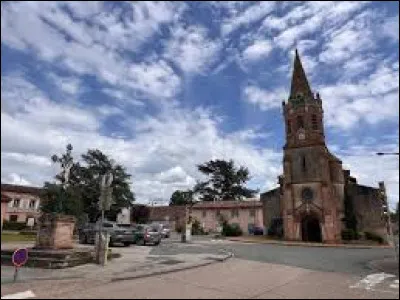 Ville de l'aire d'attraction Albigeoise, Lagrave se situe dans le département ...