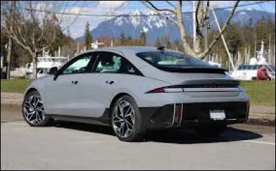 Connaissez-vous le nom de cette voiture ?