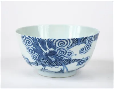 Je suis connu pour le thé et la porcelaine.
Que suis-je ?