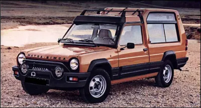 Quel est ce modèle en R produit par Matra de 1977 à 1984 ?