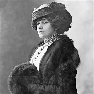 Quel cinéaste a adapté au cinéma le roman "Le Blé en herbe" de Colette en 1954 ?