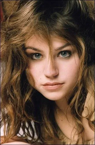 Fut la fraiche Marianne du 'Pacte des Loups' :