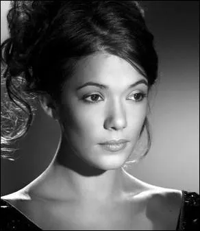 A commenc� � se faire conna�tre dans un ascenceur avec Calogero :