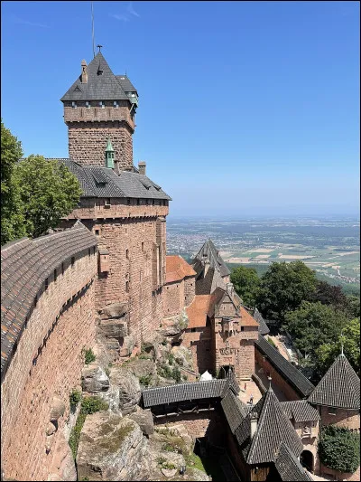 Quand a d&eacute;but&eacute; la restauration du ch&acirc;teau du Haut-K�nigsbourg ?