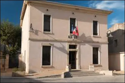 Nous descendons en Occitanie, à Combas. Commune de l'aire d'attraction Nîmoise, elle se situe dans le département ...