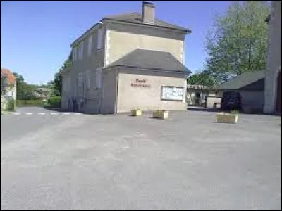 Village Béarnais, Ouillon se situe en région ...