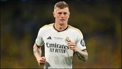 Qui est ce footballeur ?