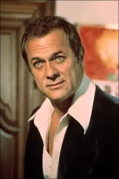 3 juin : 
C'est la naissance de l'acteur et producteur américain, Tony Curtis. Dans la série à succès ''Amicalement vôtre'', quel rôle joue-t-il ?