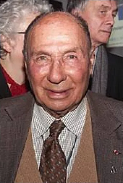 04 avril : 
Naquit l'ingénieur, industriel, homme d'affaires milliardaire, patron de presse et homme politique, Serge Dassault. De quelle ville de l'Essonne fut-il maire de 1995 à 2009 ?