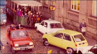 Quel est ce modèle sorti en 1972 qui restera pendant 12 ans au hit parade des ventes ?