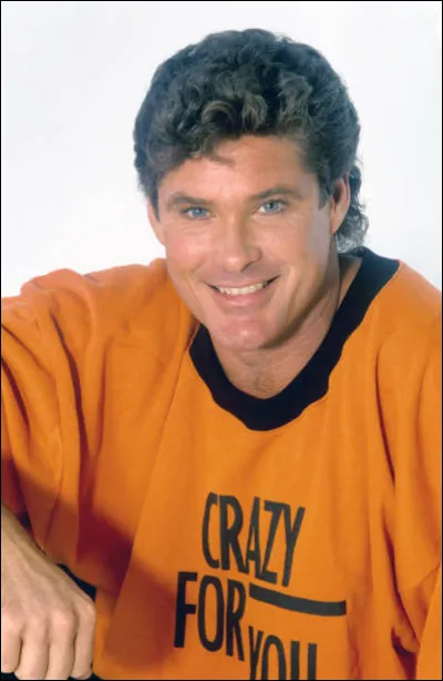 Quel est le nom de la voiture de Michael Knight dans "Knight Rider" ?