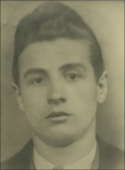 Quel âge avait Roger Rouxel quand il fut fusillé le 21 février 1944 ?