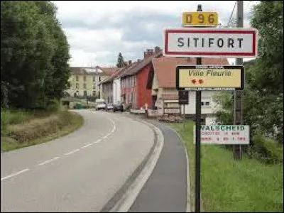 Nous sommes en Lorraine, à l'entrée de Sitifort. Hameau dépendant de Walscheid, dans le Pays de Sarrebourg, il se situe dans le département ...