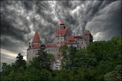 Dans quel pays se situe le château de Dracula ?