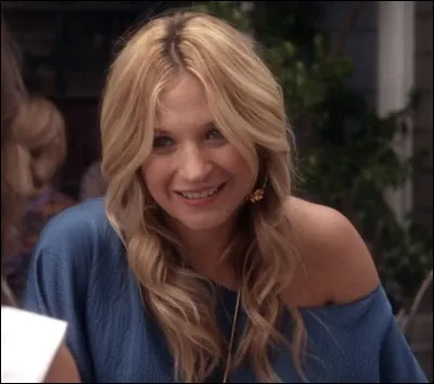 Quel rôle CeCe Drake joue-t-elle dans la série, au début ?