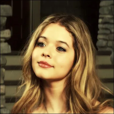 Quel est le prénom de la fille ayant disparu au début de la série ?