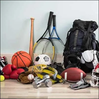 Quel objet utilisé en sport pèse 2,7 grammes en compétition ?