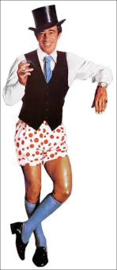 Jean-Paul Belmondo a porté un caleçon blanc à pois rouges dans le film "Le Professionnel".