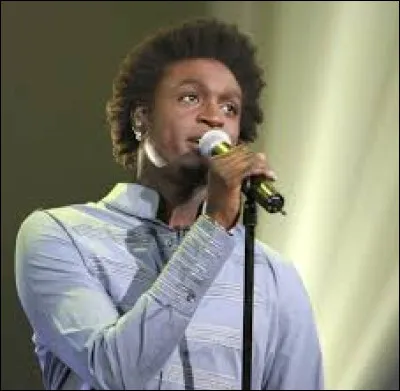 Avec quelle chanteuse Corneille a-t-il repris son tube "Avec classe" en 2024 ?