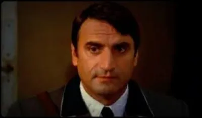 Quel célèbre acteur italien était surnommé "La Classe" ?