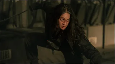 Lequel de ces films met en scène une tueuse voulant sauver un enfant et se met son employeur à dos ?