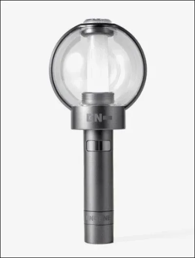 A quel groupe appartient ce lightstick ?