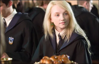 Quelle actrice joue le rôle de Luna Lovegood ?