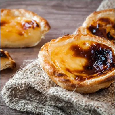 Ces petits gâteaux sont une spécialité de Porto :