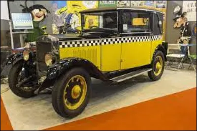 Voici la voiture de Gaston Lagaffe. C'est une Fiat ...