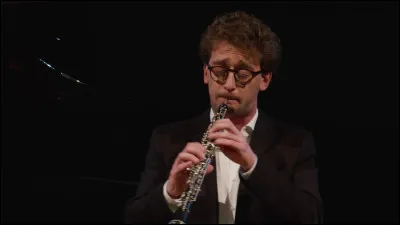 Voici une uvre que je considère comme la plus belle jamais composée. Cette uvre de Domenico Zipoli est baroque et est interprétée par un hautbois et un violoncelle qui sont quasiment tout le long du morceau en dialogue.