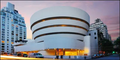 Art : Quel architecte a conçu le Musée Guggenheim à New York ?