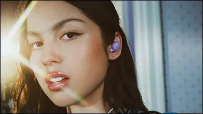 As-tu regardé la série "High School Musical : The Musical : The Series" où elle joue ?