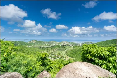 Au fait, est-ce que tu es déjà allé à la Guadeloupe ?