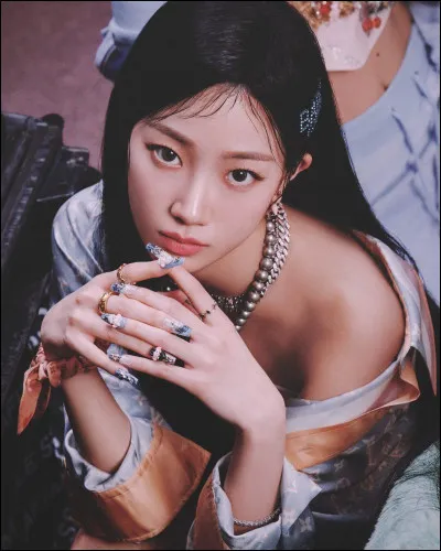 Quelle est la date d'anniversaire de Kazuha Nakamura de Le Sserafim ?