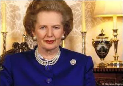 13 octobre : 
la femme politique britannique, Margaret Thatcher naît. Première Ministre anglaise de 1979 à 1990, quel était son surnom ?