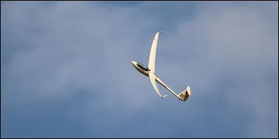 Un planeur na pas de moteur :