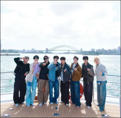 En parlant de Changbin, qu'a-t-il achet&eacute; &agrave; Hyunjin pendant sa "petite balade", rendant les autres membres jaloux ?