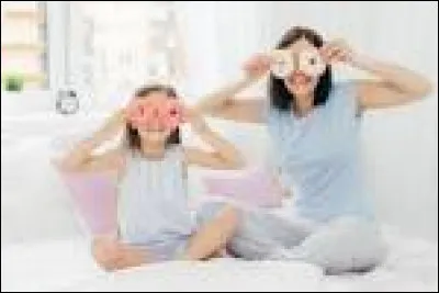 Elle a des frères et surs.